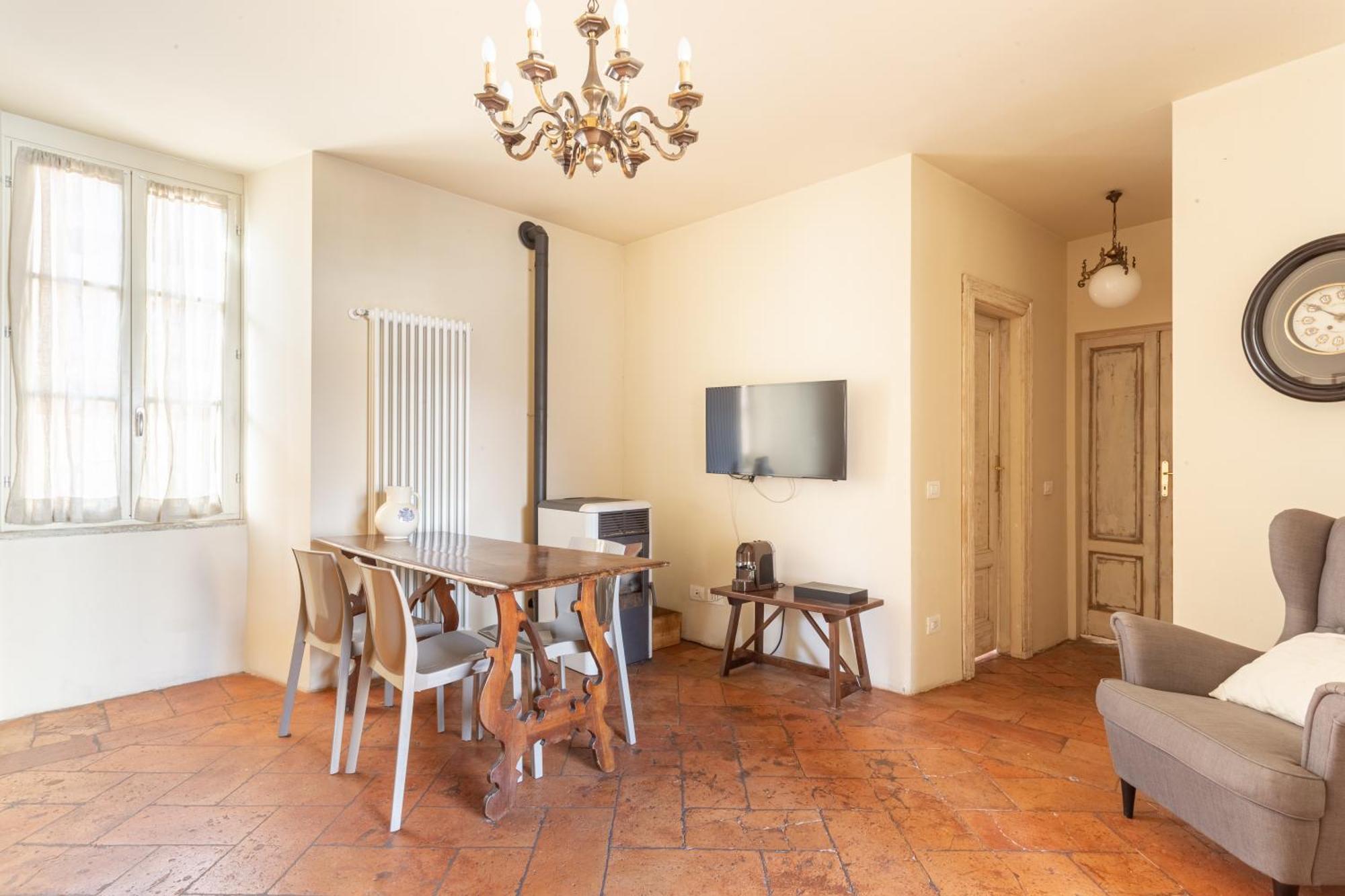 Castello CabiaglioPalazzo Mia By Icasamia Itアパートメント 部屋 写真
